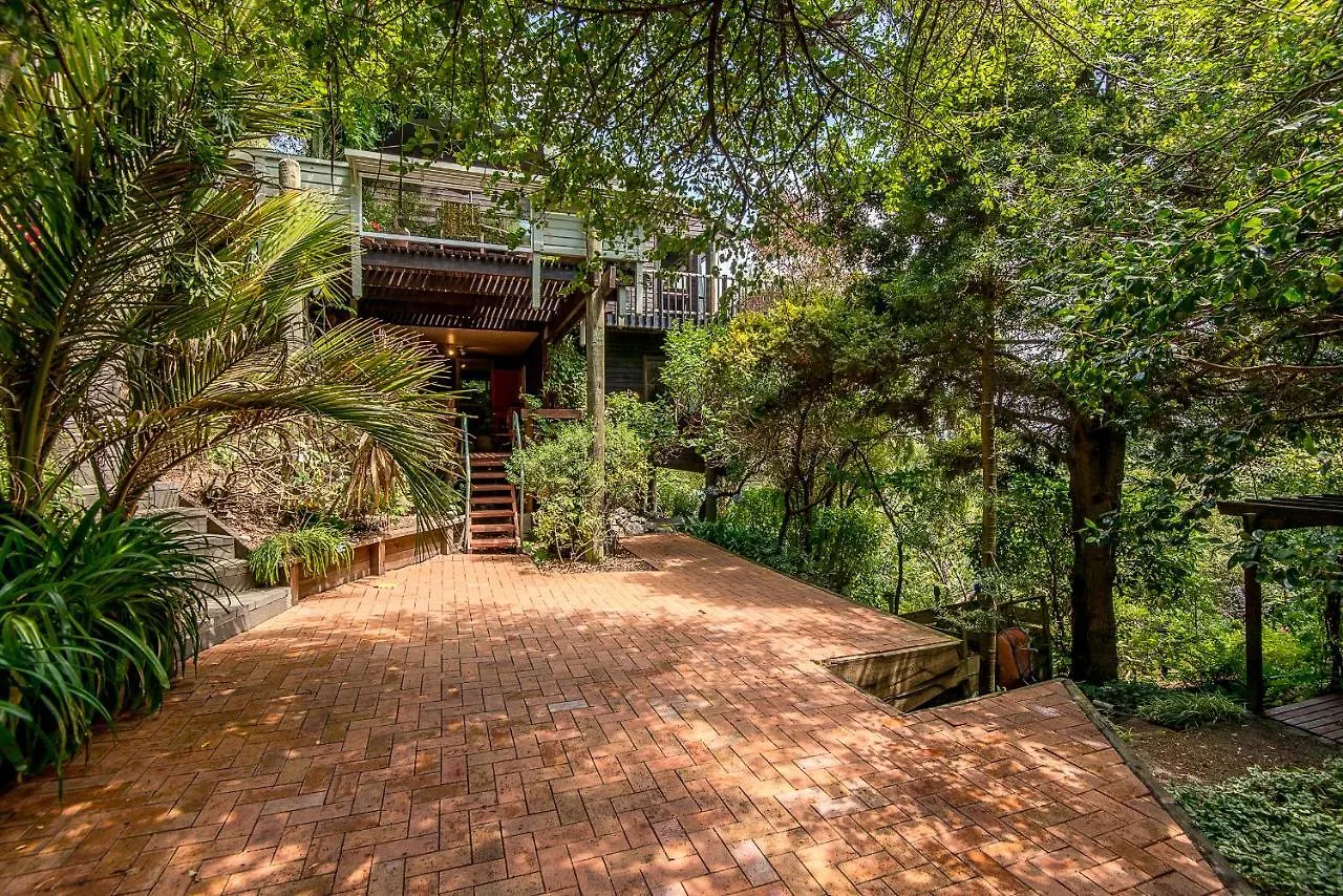 Sherwood Lodge 4-Bedroom Holiday Home With Spectacular Views Christchurch