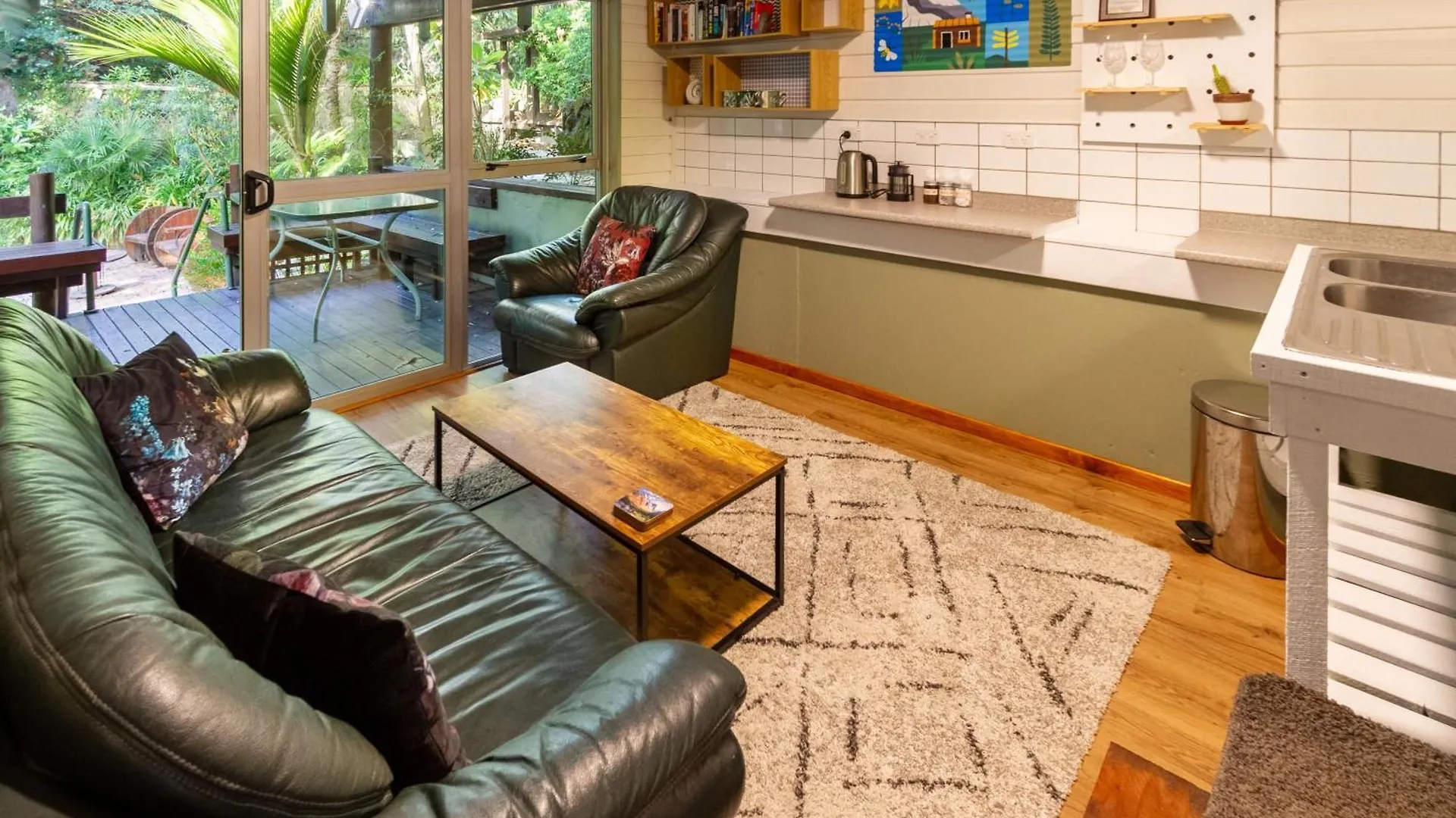 Sherwood Lodge 4-Bedroom Holiday Home With Spectacular Views Christchurch 0*,