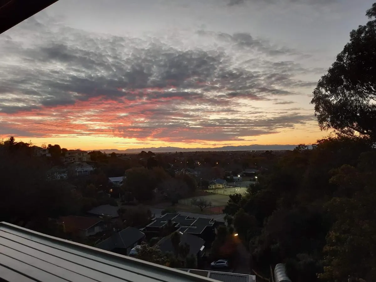 Sherwood Lodge 4-Bedroom Holiday Home With Spectacular Views Christchurch