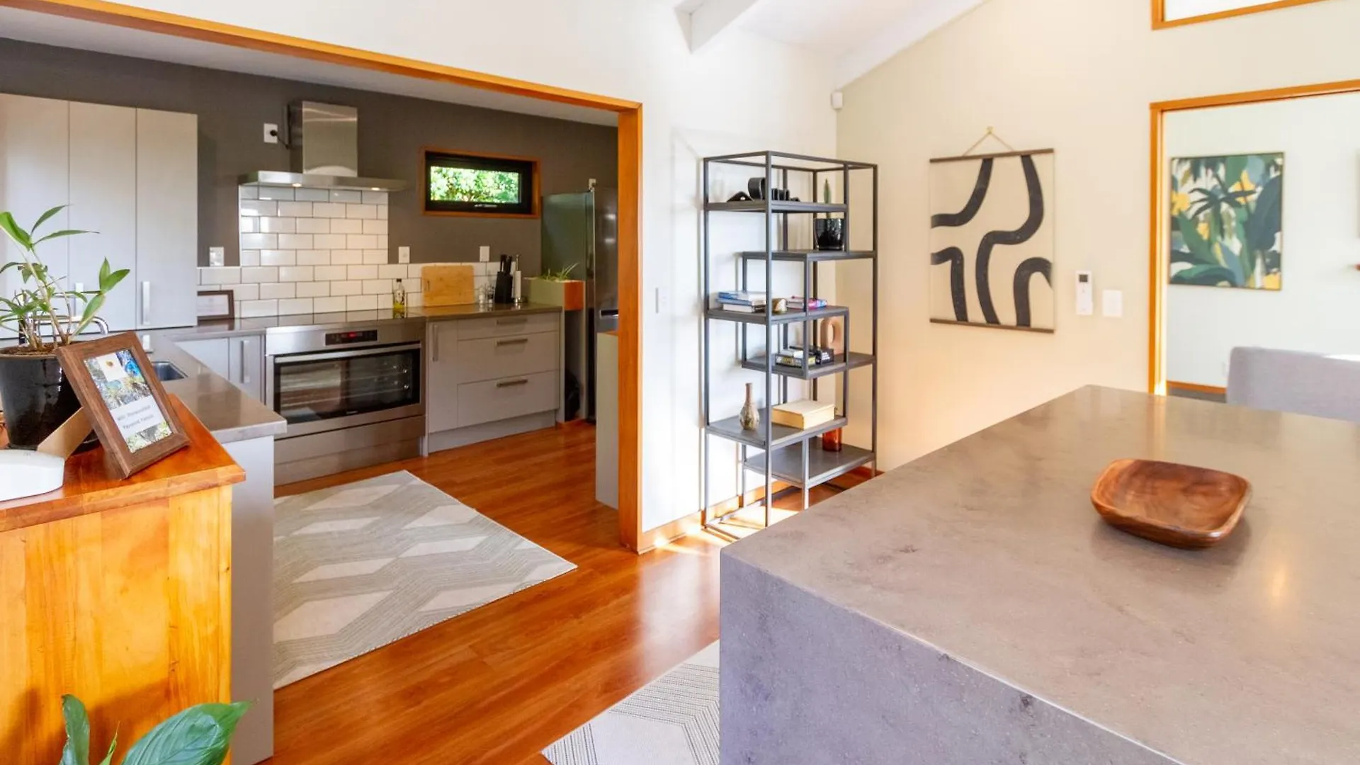 Sherwood Lodge 4-Bedroom Holiday Home With Spectacular Views Christchurch