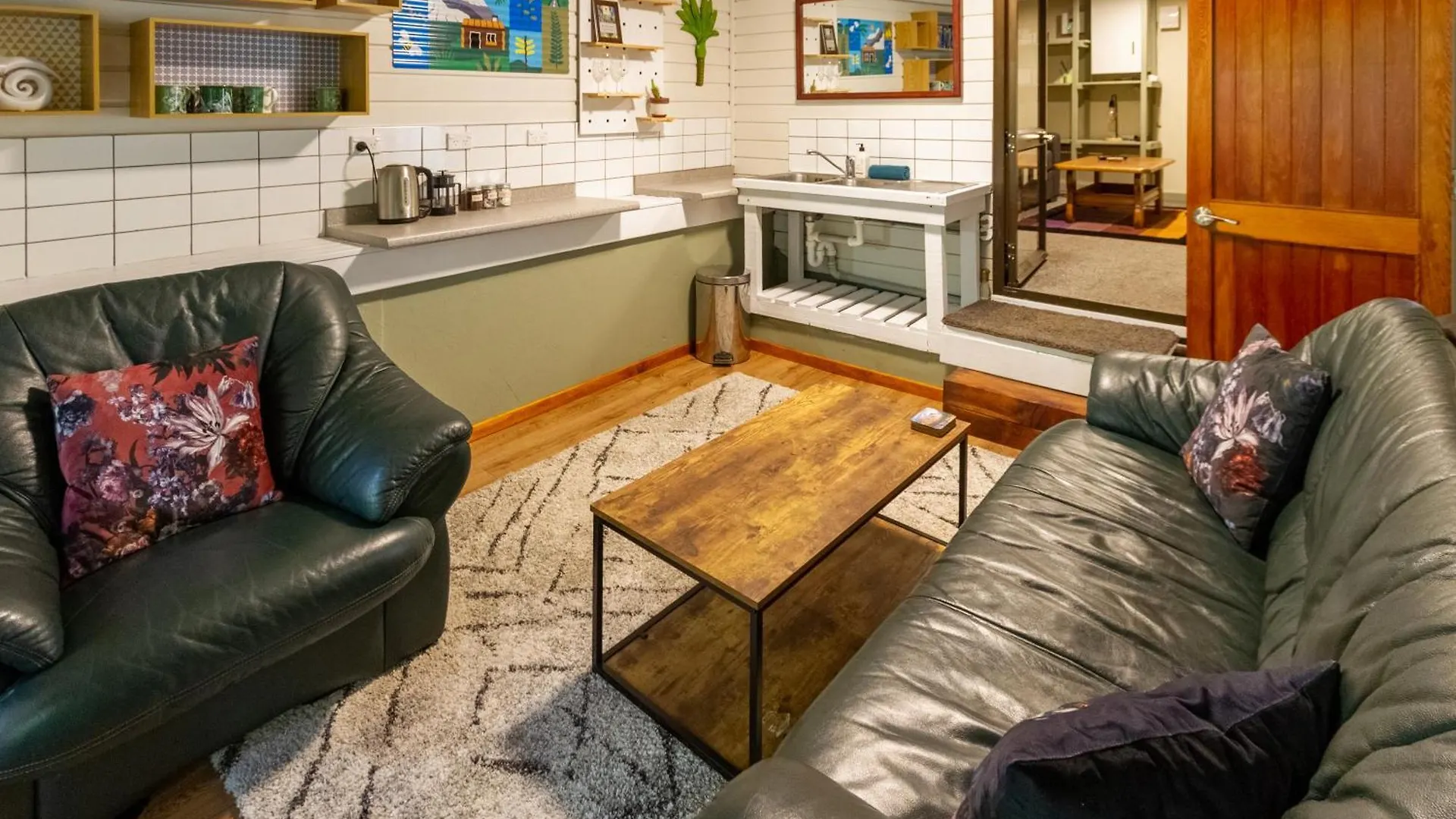 Sherwood Lodge 4-Bedroom Holiday Home With Spectacular Views Christchurch New Zealand